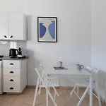 Апартаменти Urban Promitheos
