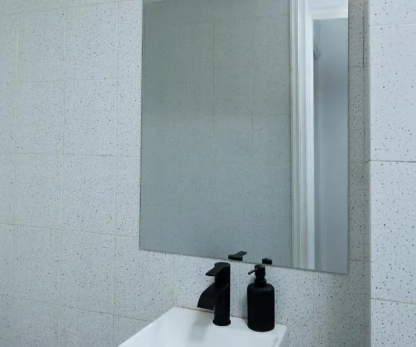 公寓 Urban Promitheos *