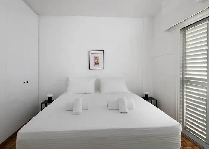 Urban Promitheos 公寓